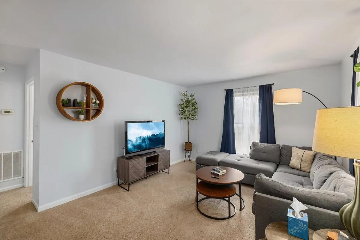 Nyaraló New! Special Rate For First Bookings! 2 Bedroom Charlotte