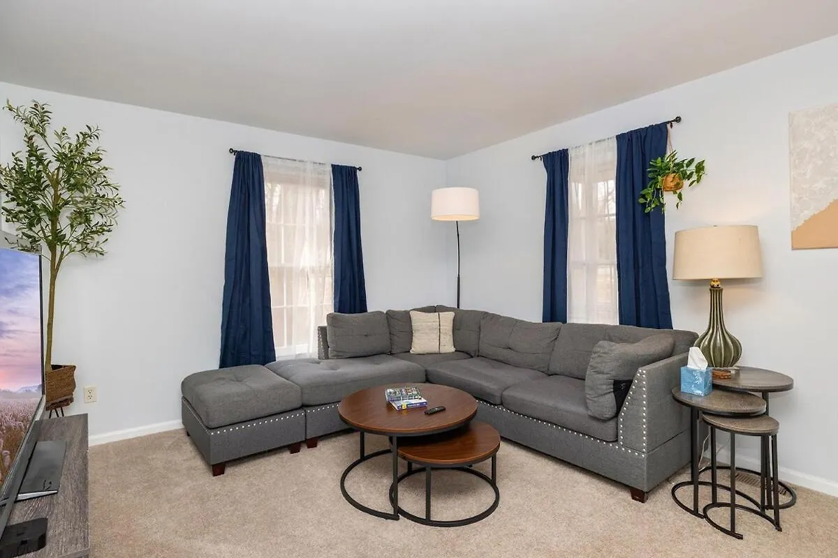 New! Special Rate For First Bookings! 2 Bedroom Charlotte 0*,  Amerikai Egyesült Államok