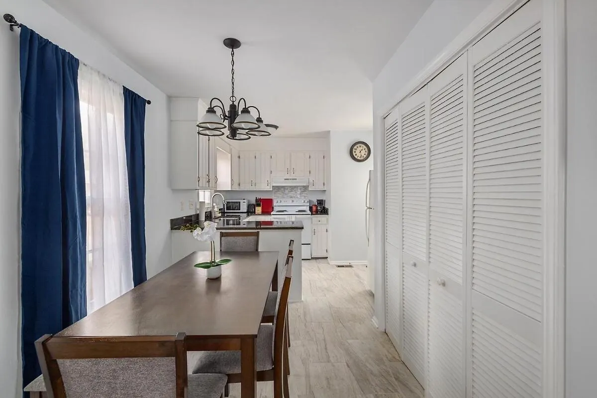 New! Special Rate For First Bookings! 2 Bedroom Charlotte Estados Unidos